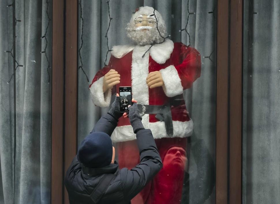 České vánoční století. Od TGM přes Dědu Mráze po Santa Clause