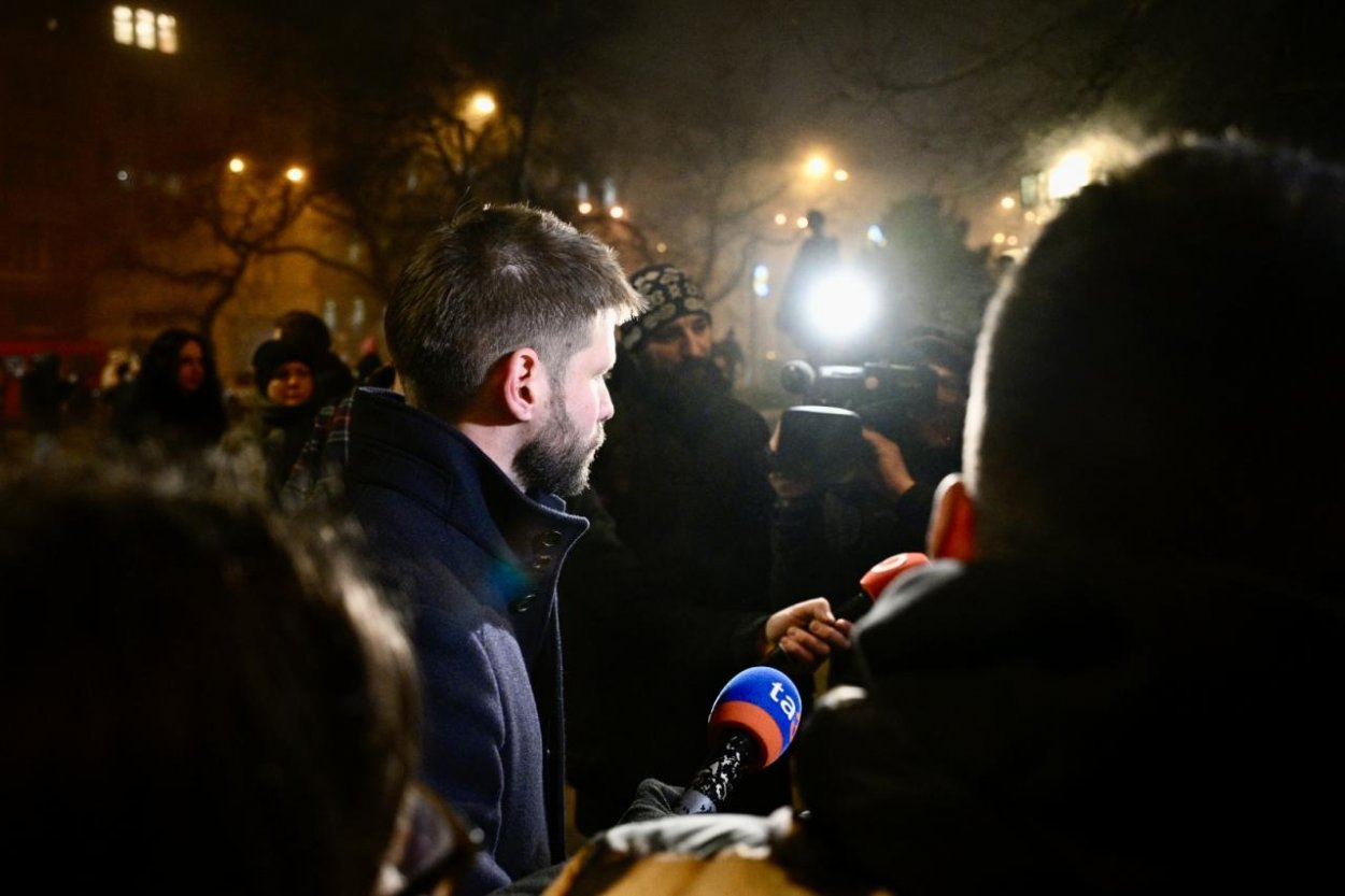 Opozícia pokračuje v protestoch, trvá na stiahnutí novely Trestného zákona