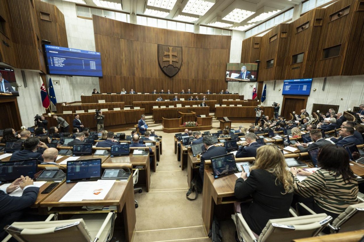 V parlamente dnes pokračuje rozprava k novele Trestného zákona