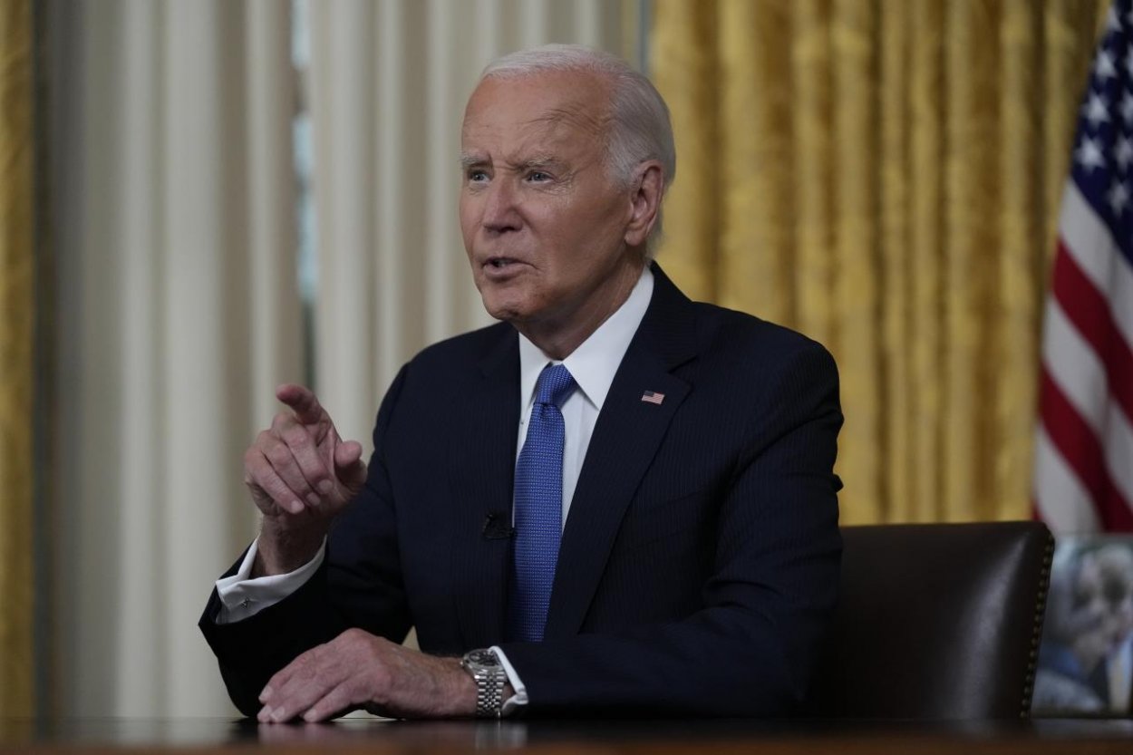 Biden vyhlásil, že sa vzdal kandidatúry v záujme ochrany demokracie