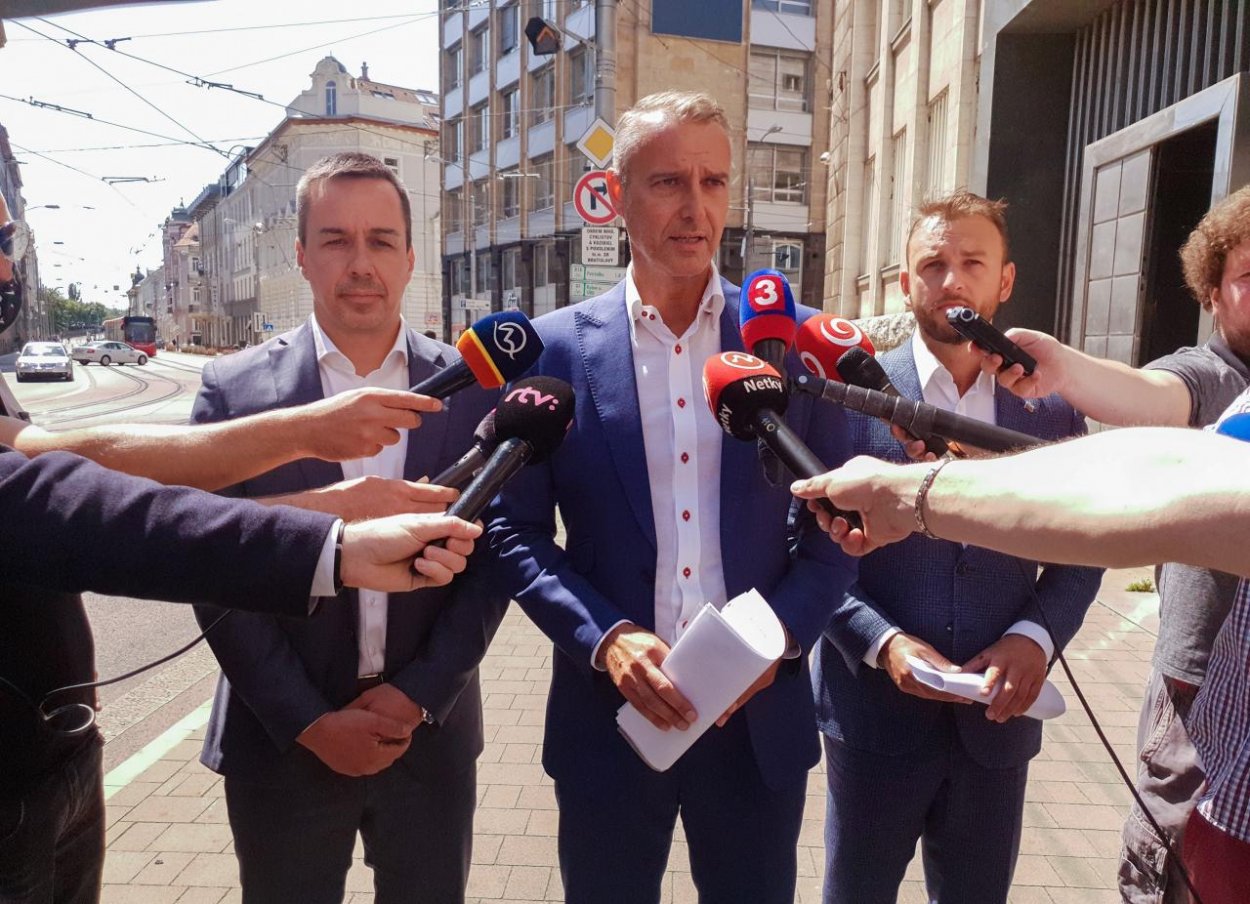 Hlas-SD predstavil svojich nominantov na ministrov