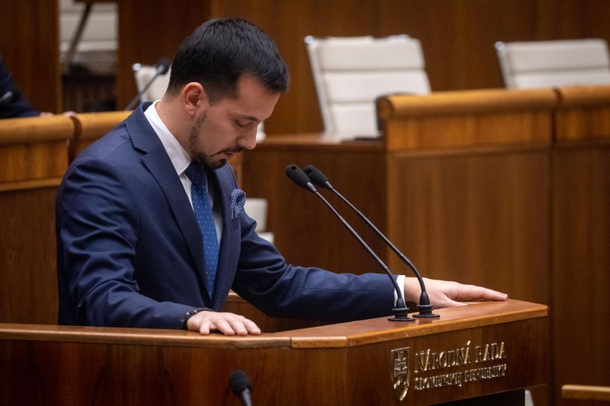 Zrovnoprávni sa posudzovanie praxe pre všetkých kandidátov na prokurátora Úradu špeciálnej prokuratúry