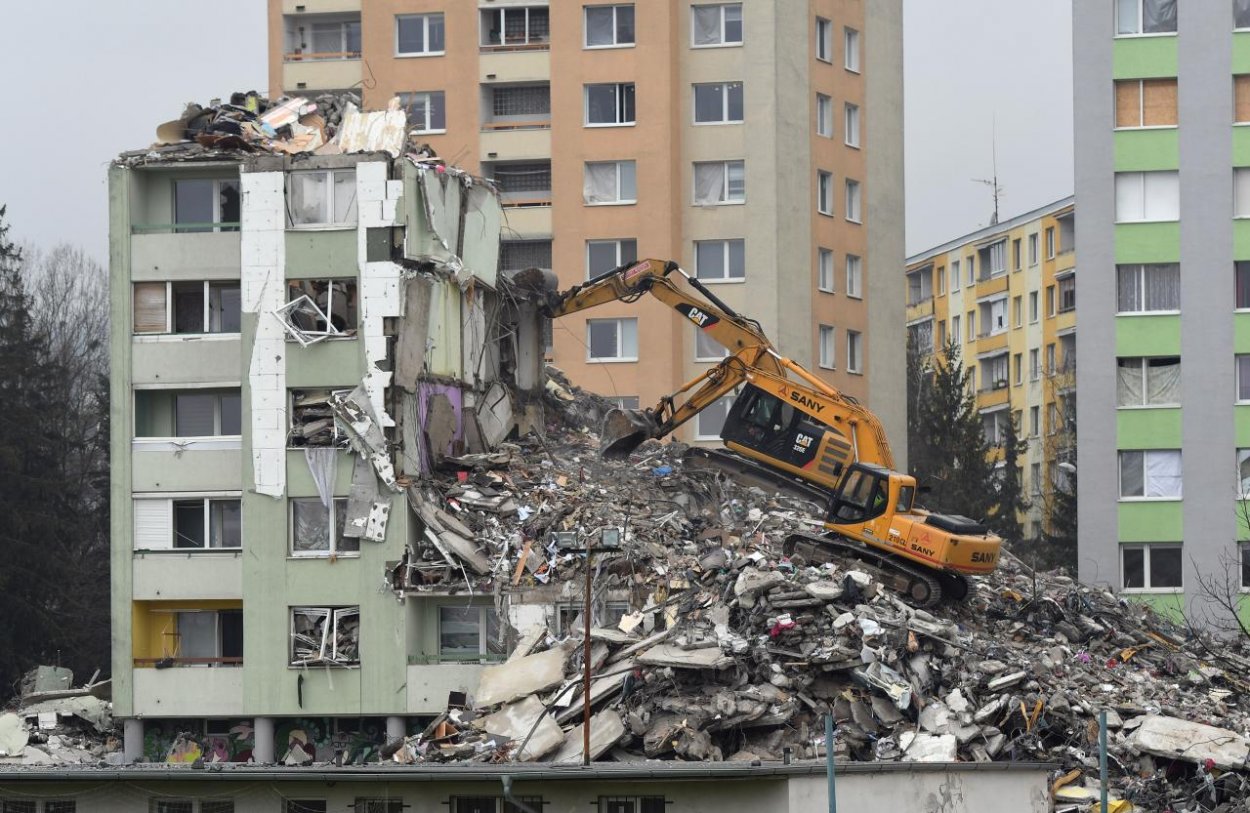 Mesto Prešov vyplatilo obyvateľom zničenej bytovky už takmer pol milióna eur