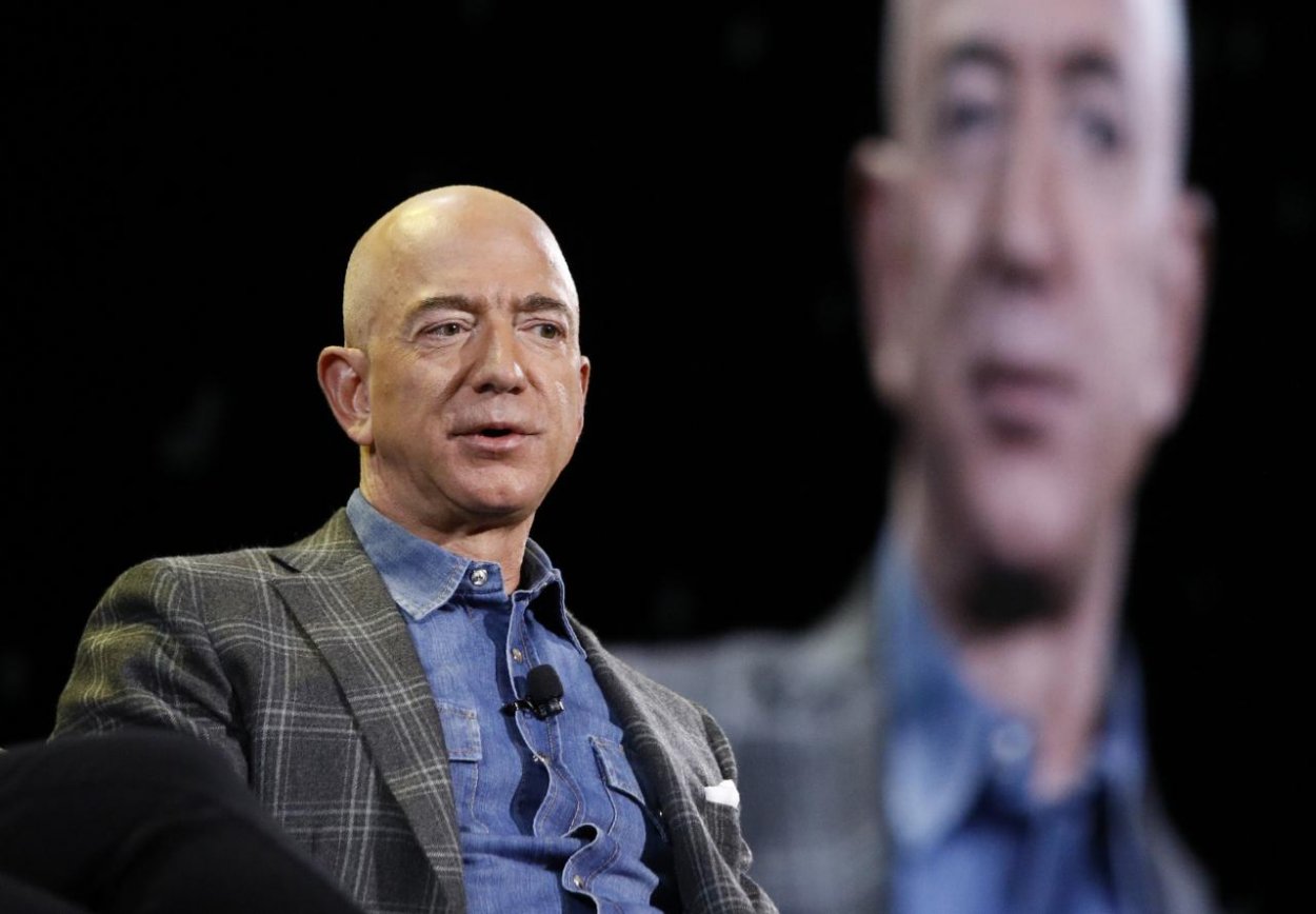 Bezos prisľúbil desať miliárd dolárov na boj proti klimatickým zmenám