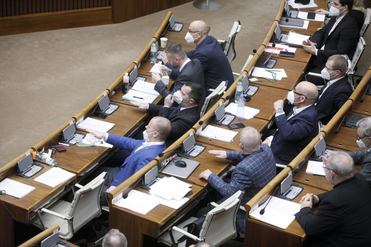 Parlament prijal uznesenie o slobode vierovyznania alebo presvedčenia