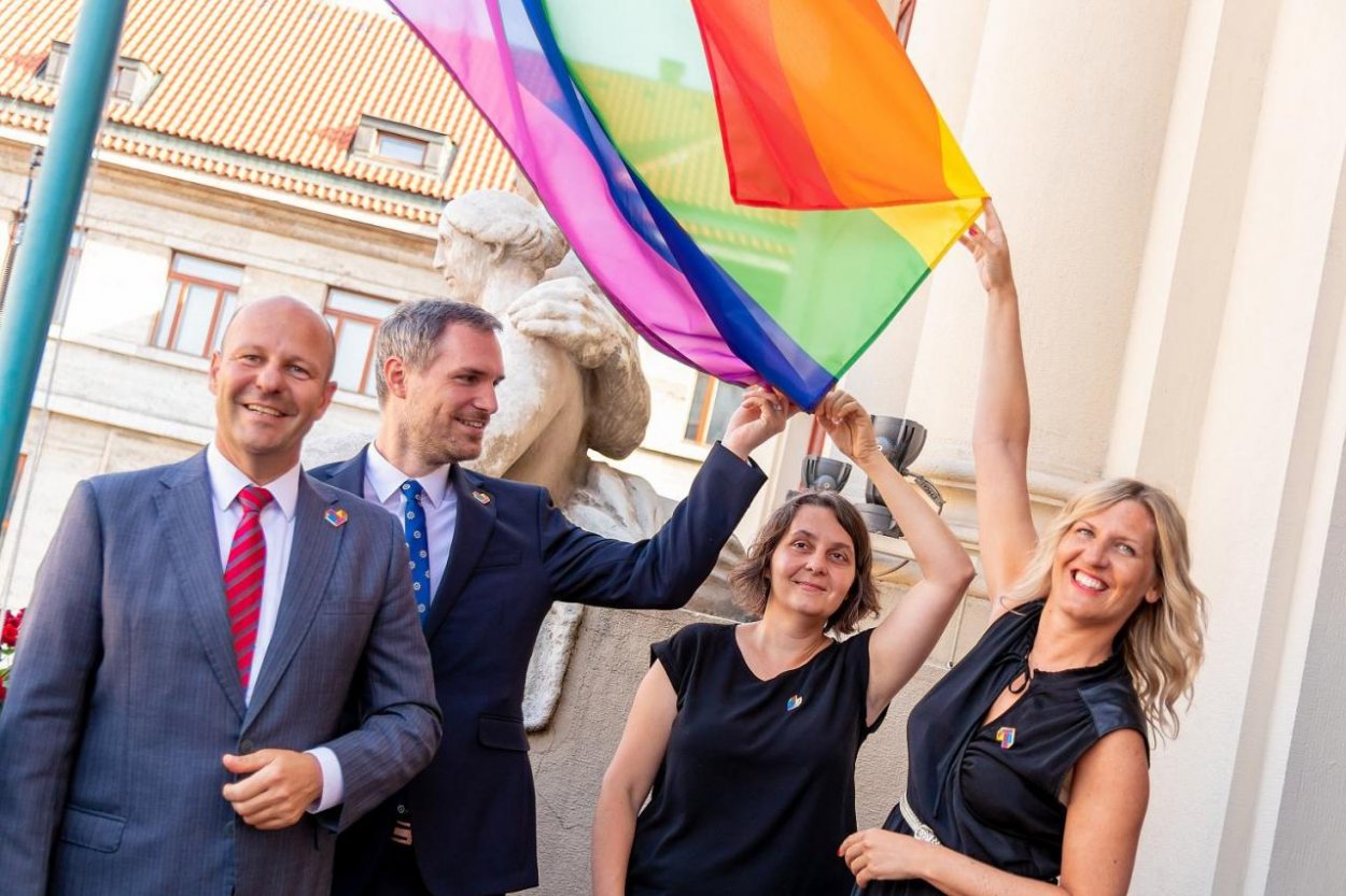 Prahou dnes prechádza dúhový pochod Prague Pride Parade