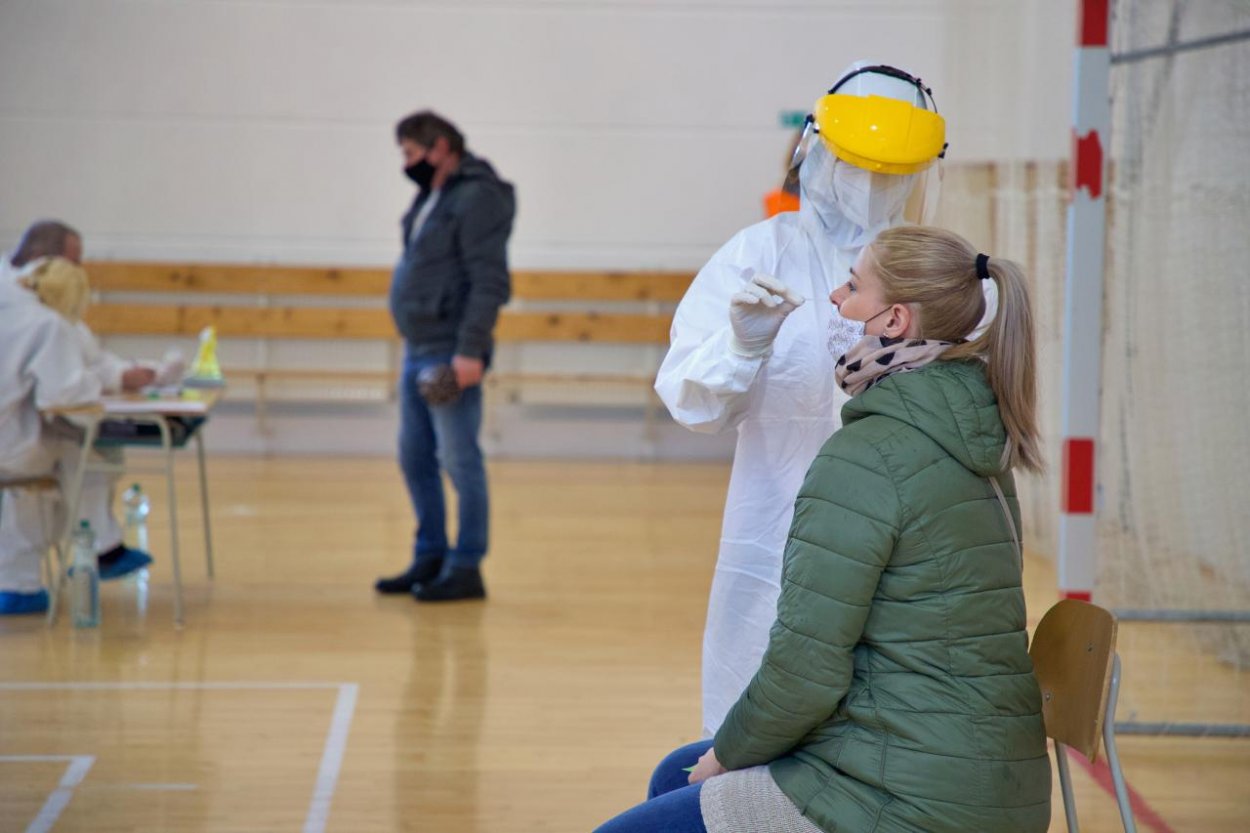 Slovensko od stredy mení podmienky vstupu na svoje územie, platia aj výnimky