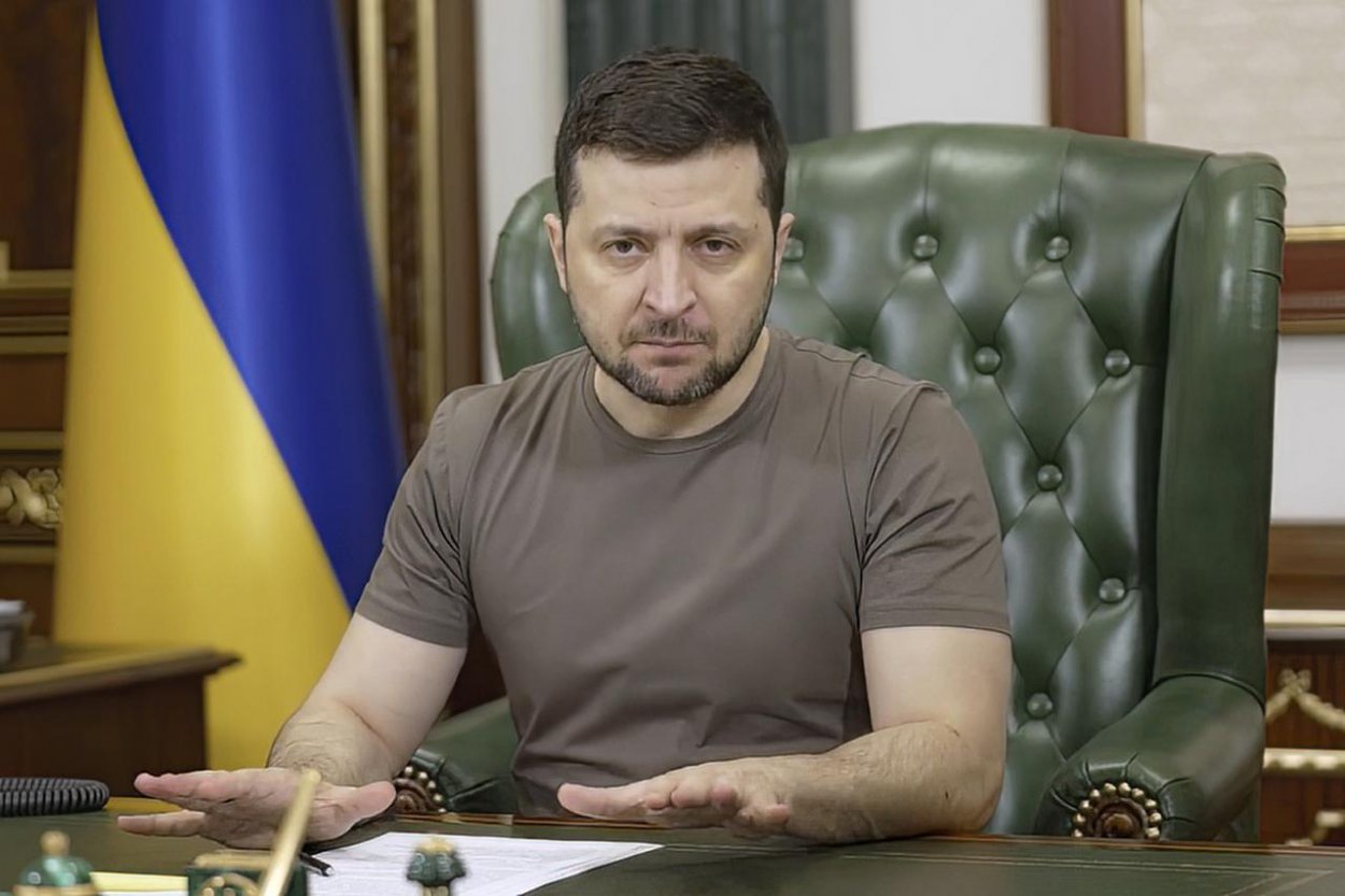 Ruskí vojaci sú jednými zo zásobovateľov našej armády, uviedol Zelenskyj