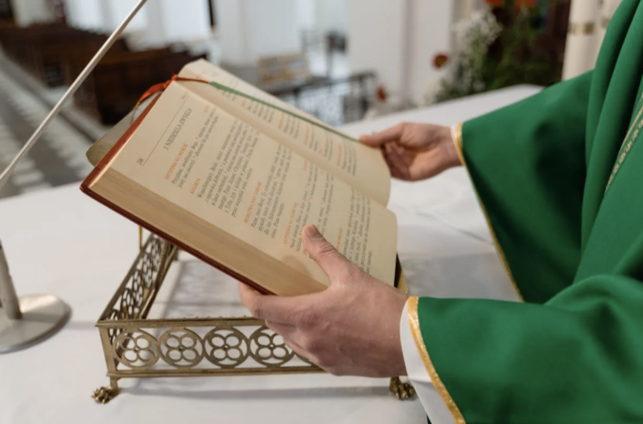 Arcibiskup Orosch nehovorí v našom mene