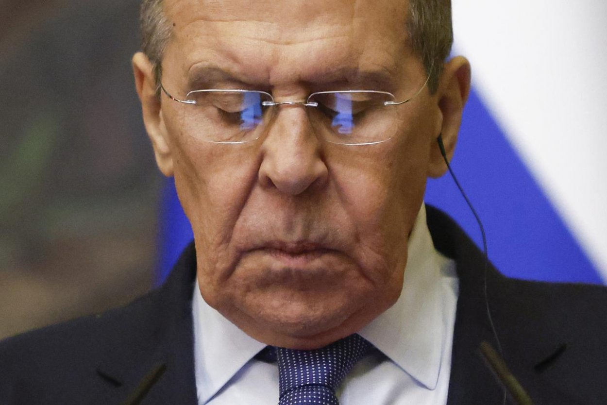 Lavrov varuje pred presunom systému S-300 na Ukrajinu, ktoré má dodať Slovensko 