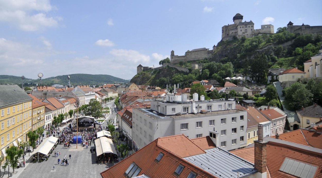 Trenčín zabojuje o Európske hlavné mesto kultúry. Potrebuje ale „skultúrniť“ niektoré oblasti