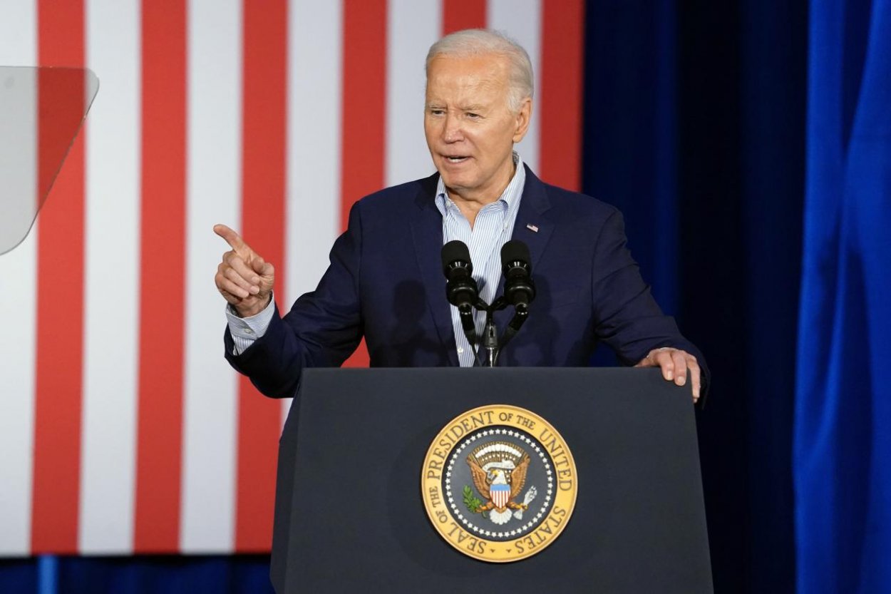 Biden a Trump opäť poľahky zvíťazili v primárkach v Illinois, Kansase aj Ohiu