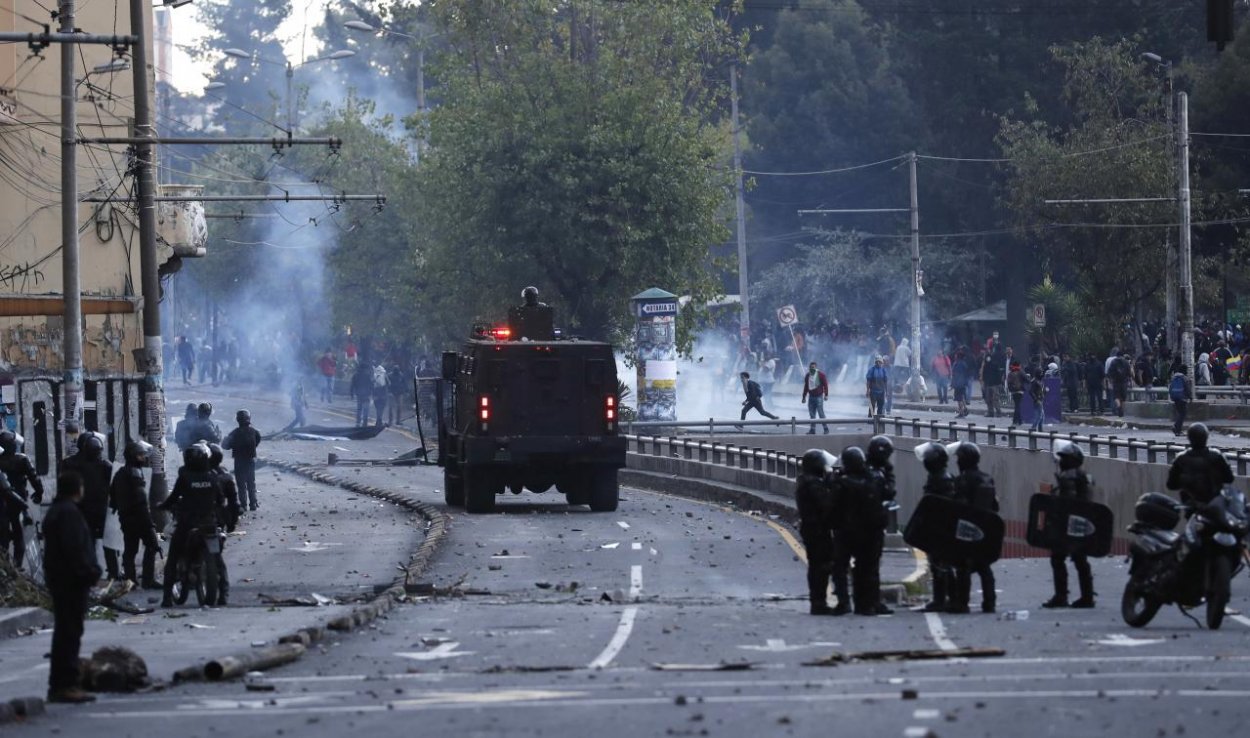 V Ekvádore protestujú pre zrušenie dotácií na pohonné hmoty, zadržali už 275 osôb