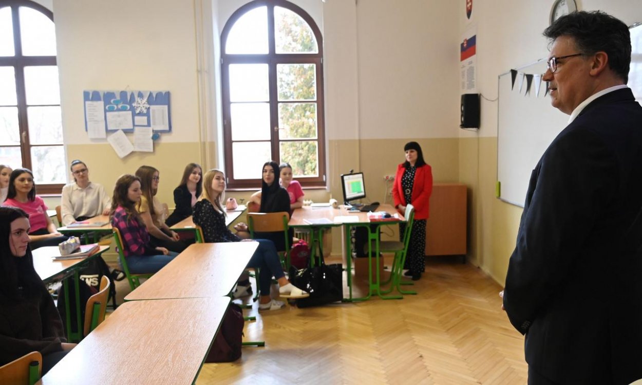 V apríli a máji sa konajú prijímacie skúšky na stredné školy