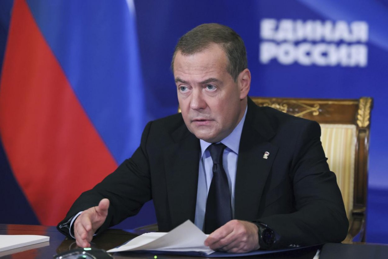 Medvedev: Výsledky volieb pre Rusko a vojnu na Ukrajine nič nezmenia