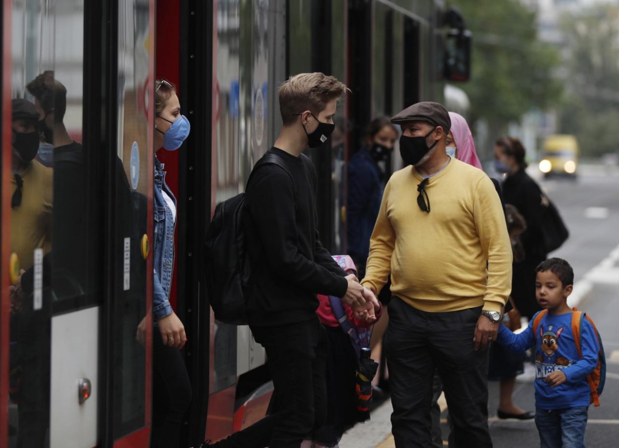 Nepriaznivá situácia v Česku: Hlásia rekordný počet nakazených