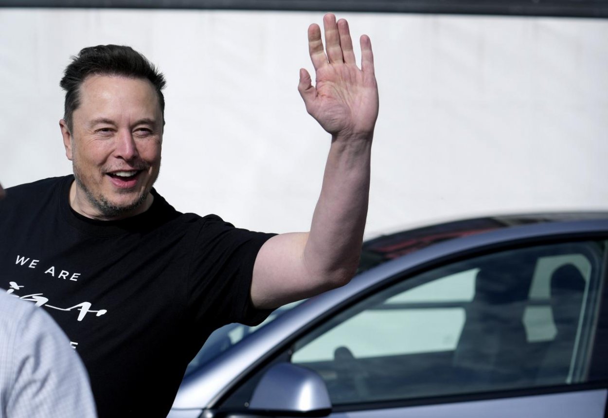 Musk: Ketamín je užitočný, pomáha rozptýliť negatívne myšlienky