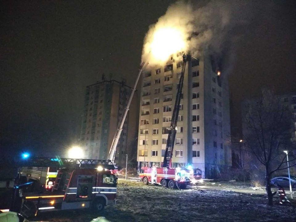 Požiar si vyžiadal osem obetí, vláda pomôže miliónom eur (aktualizované)