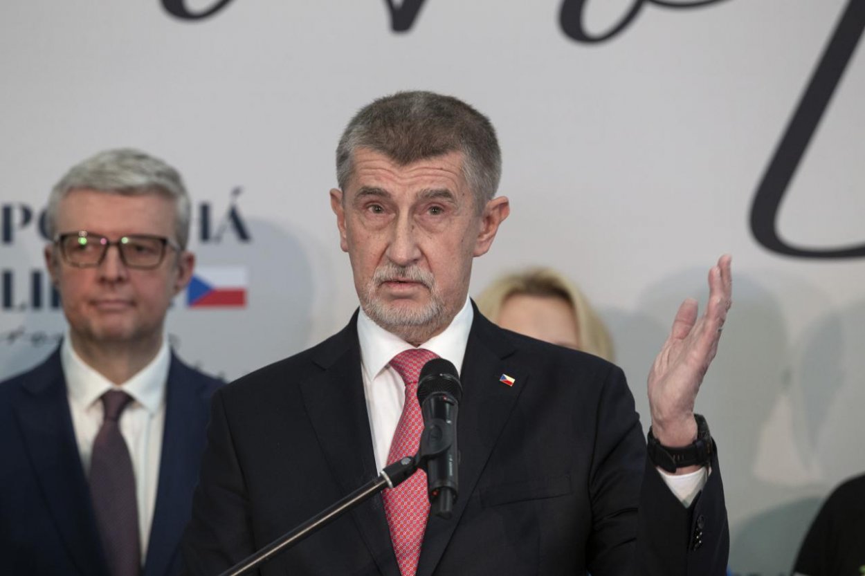 Babiš bude predsedom ANO ďaľšie dva roky