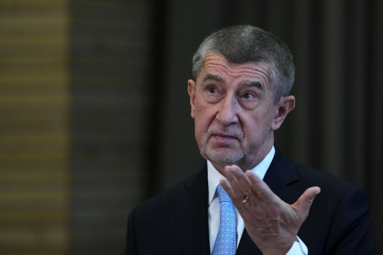 Po sčítaní tretiny všetkých okresov vedie v českých voľbách Babiš