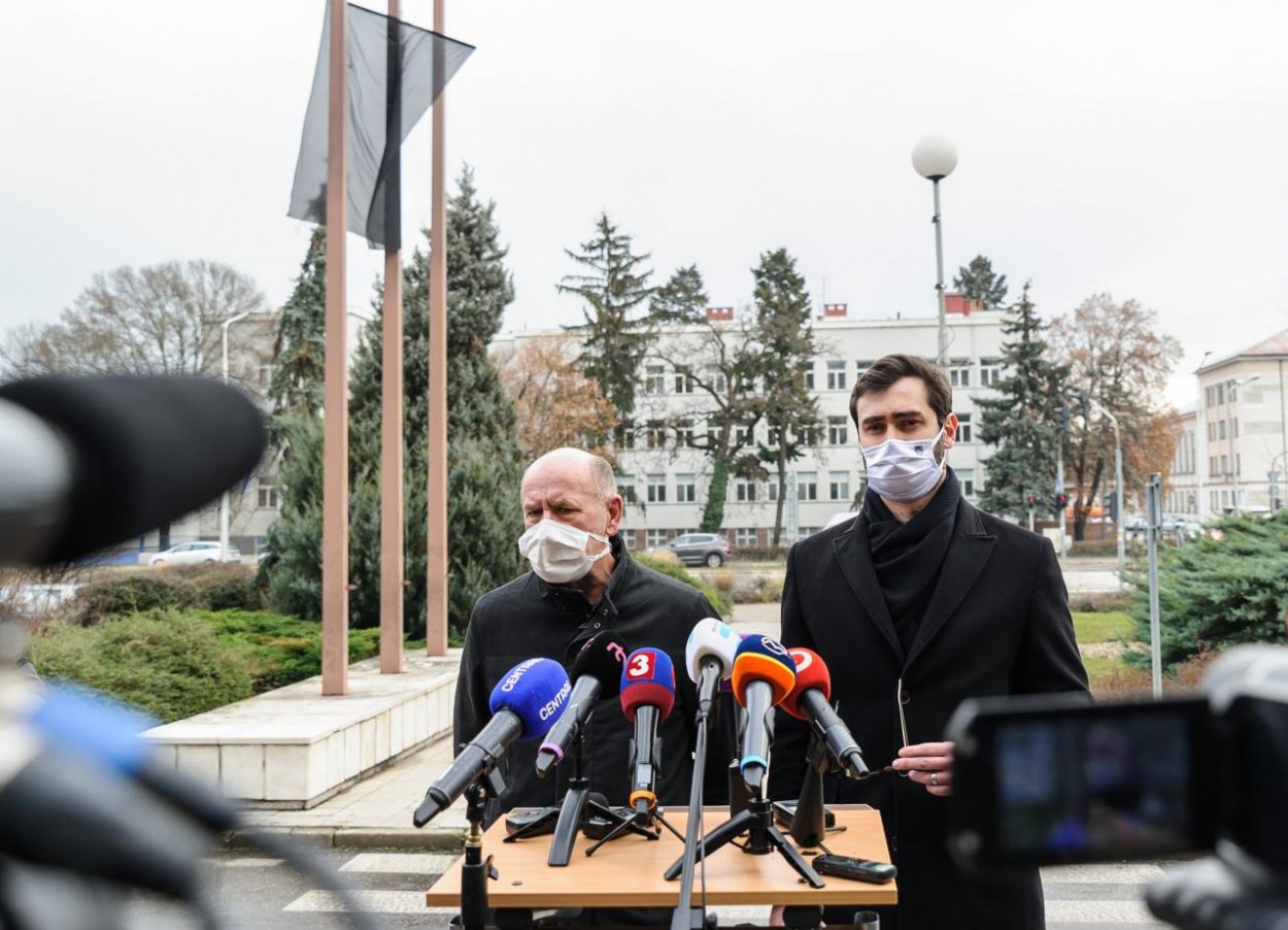 Nemocnica v Galante prechádza do červeného režimu. Pomôže s covidovými pacientami preťaženej Nitre