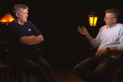 .pod lampou s Ivanom Miklošom: Je Slovensko na gréckej ceste? A ako z toho von?