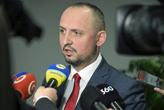 Pre nečinnosť Šaška hrozí prepadnutie miliónov eur z plánu obnovy na záchranky, upozornilo KDH