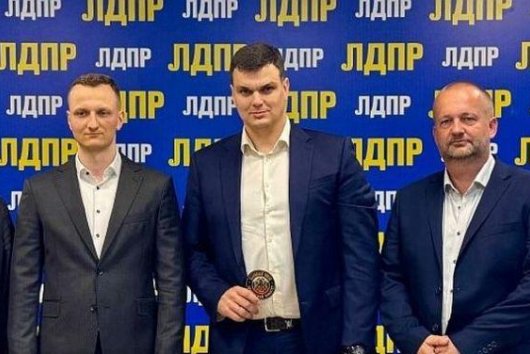 Je Ján Gróf bezpečnostná hrozba pre Slovensko? Alebo je tou hrozbou Jozef Ráž ml.?