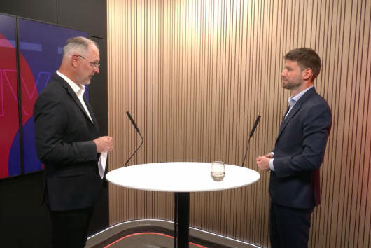 Šimečka u Závodského: Fico na mňa hľadá špinu tri pokolenia dozadu. Kauza Projektu fórum sa musí vyšetriť