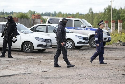 Rusi tajne chystajú evakuáciu až štvrť milióna ľudí z Krymu. Kľúčové sklady palív mali obsadiť ozbrojenci