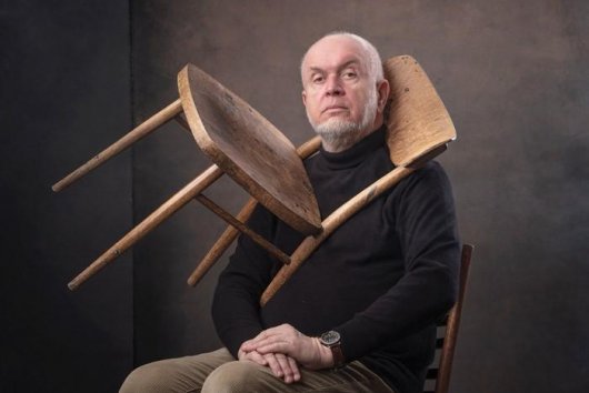 Ten Klimáček je podozrivý, lebo veľa pracuje