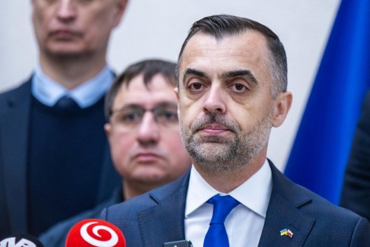 Ukrajinský veľvyslanec ostro odsúdil Takáčove výroky o tom, že Zelenskyj berie drogy – čo to znamená podľa Juraja Petroviča