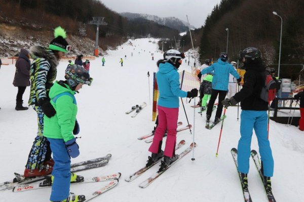 Dáta bez pátosu: Premorenosť v minulej vlne pomôže, pandémia si už vybrala svoju daň