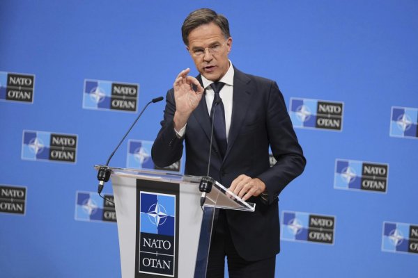 Rutte: Členovia NATO sa môžu zamerať na ruské lietadlá, ak to bude potrebné