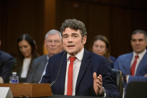 USA: Šéf protiteroristického centra odstúpil pre vojnu s Iránom, spochybnil jej dôvody