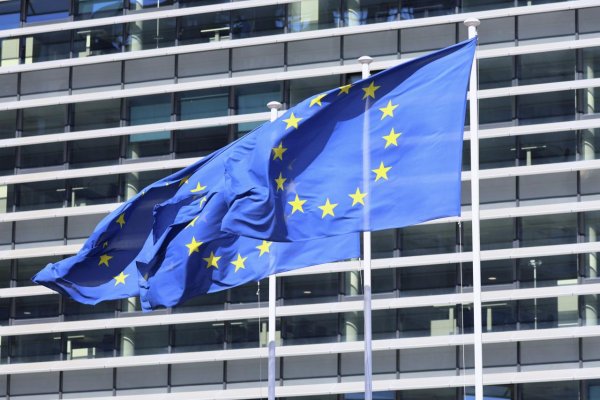 Európskej únii na Slovensku dôveruje iba 52 percent ľudí