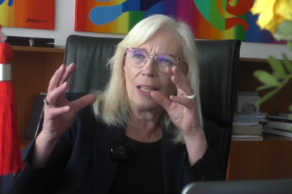 Iveta Radičová: Ficova snaha udržať si moc je poznačená hlbokou traumou, ktorú zažil po atentáte