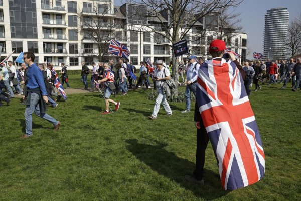 Británia a Írsko sa dohodli, hranice si navzájom neuzavrú