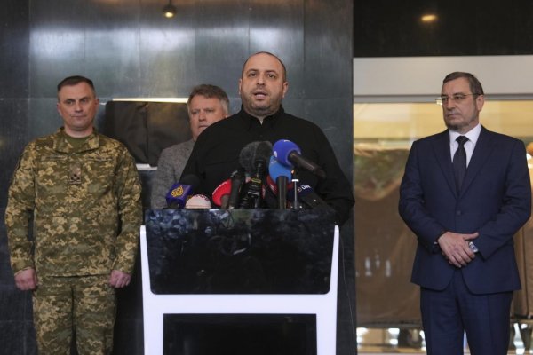 Ukrajina je pripravená rokovať s Ruskom, ale jeho podmienky chce vopred