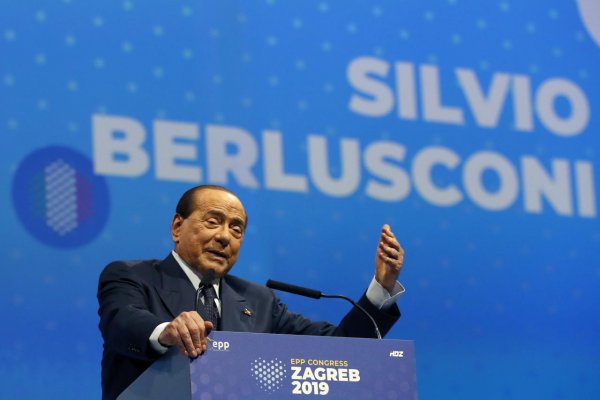 Novým koronavírusom sa nakazil aj bývalý taliansky premiér Berlusconi