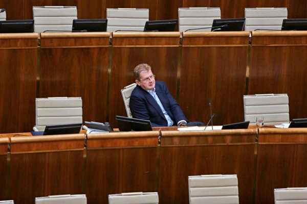 Žiga: Schôdza o transakčnej dani nebude, rovnaký návrh bol v decembri