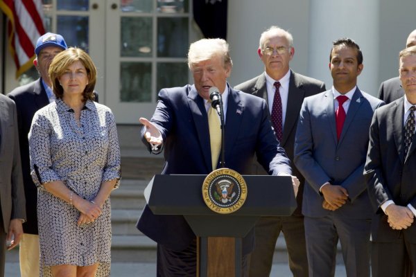 Trump pozval Zelenského do Washingtonu 