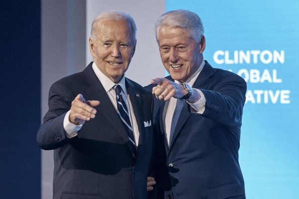 Biden a Clinton ocenili Trumpovu pomoc pri zaistení prímeria v Gaze