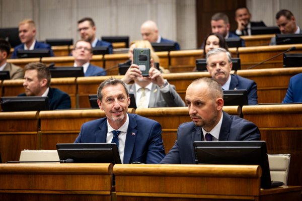 KDH žiada zvolať zdravotnícky výbor v súvislosti s výstavbou nových nemocníc