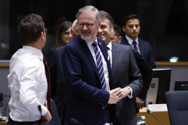 ČR: Účet premiéra Fialu na sieti X napadli hackeri, informovali o falošnom útoku