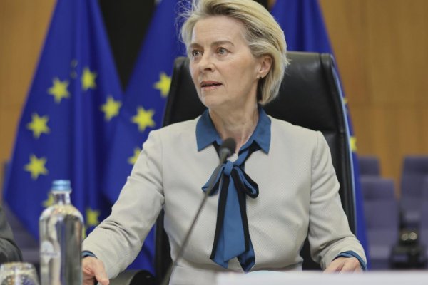 Európska komisia pochybila pri odmietnutí zverejniť správy v kauze Pfizergate