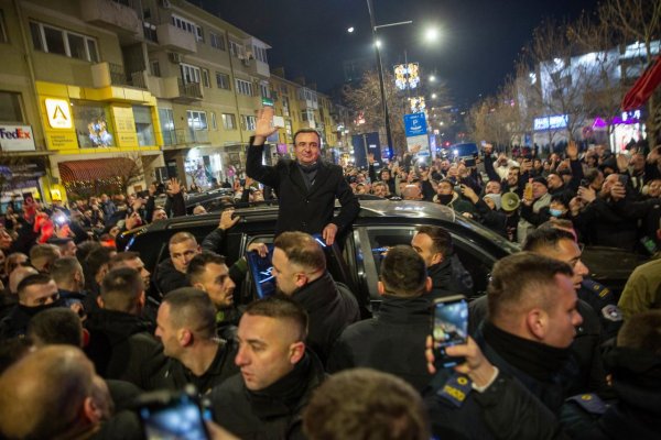 Víťazom parlamentných volieb v Kosove je Kurtiho strana Sebaurčenie