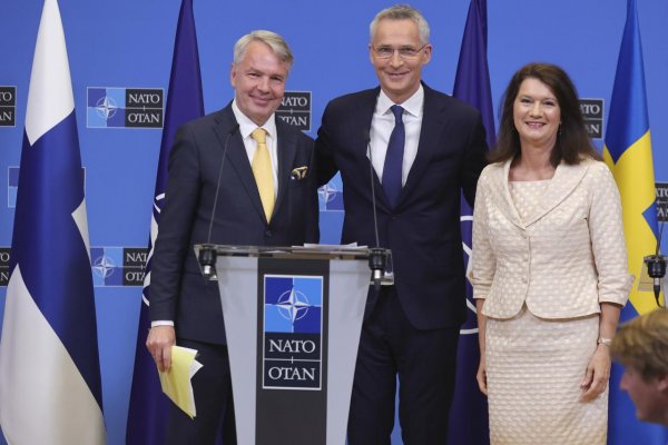 Vojna na Ukrajine je pre Európu najnebezpečnejšia od 2. svetovej vojny, uviedol Stoltenberg