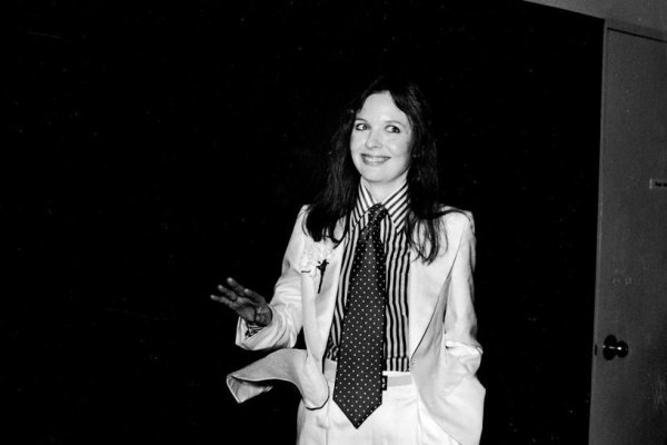 Kravata pre mužov, pre ženy aj sama pre seba