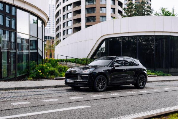 Test: Posledná šanca na kúpu najlepšieho vybalansovaného SUV na trhu. Praktické Porsche Macan T na každý deň